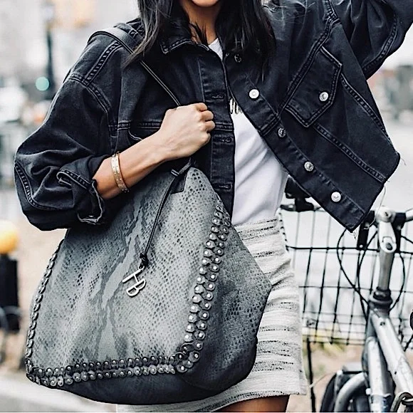 Rare! Henri Bendel Reversible Astrid Large Black Leather With Snakeskin Hobo Bag - Picture 2 of 16